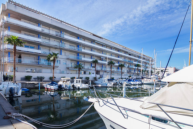 apartamento al canal para vender en Santa Margarita, Rosas