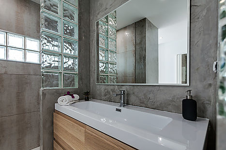 Preciosa casa d'obra nova amb vistes al mar 