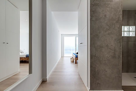 Preciosa casa d'obra nova amb vistes al mar 