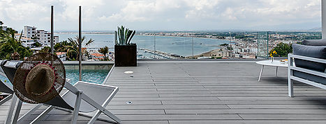 Preciosa casa d'obra nova amb vistes al mar 