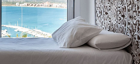 Preciosa casa d'obra nova amb vistes al mar 