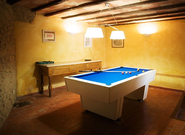 Casa rural con piscina en venta en el Empordà