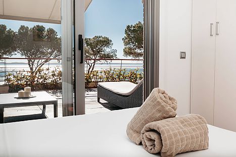 Apartamento en alquiler vacacional con vistas al mar en Canyelles (Roses)