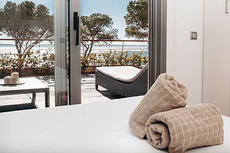 Apartamento en alquiler vacacional con vistas al mar en Canyelles (Roses)