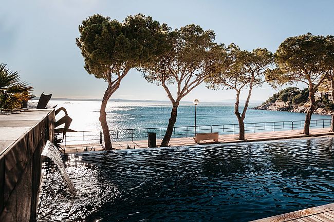 Apartamento en alquiler vacacional con vistas al mar en Canyelles (Roses)