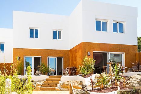 Villa Batik - 9 Casas de estilo balines con piscina y jacuzzi en Roses