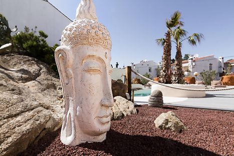 Villa Batik - 9 Casas de estilo balines con piscina y jacuzzi en Roses