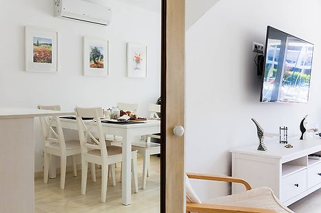 Casa reformada con vista al canal y en segunda línea de mar en alquiler vacacional en Empuriabrava