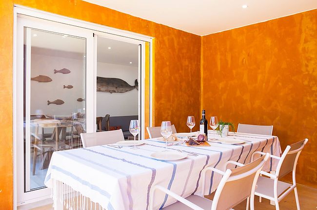 Villa Batik - 9 Casas de estilo balines con piscina y jacuzzi en Roses