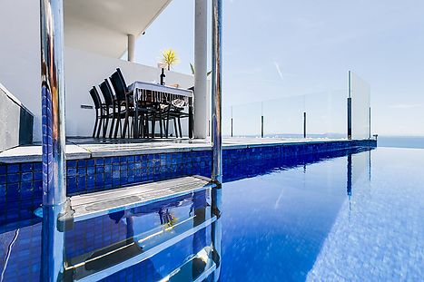 Casa en venda con vistas al mar en Puig Rom (Roses)
