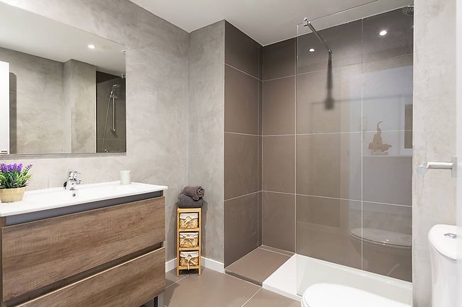 Apartamento totalmente reformado con piscina comunitaria