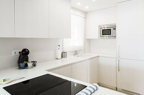 kitchen in house for sale in Empuriabrava
