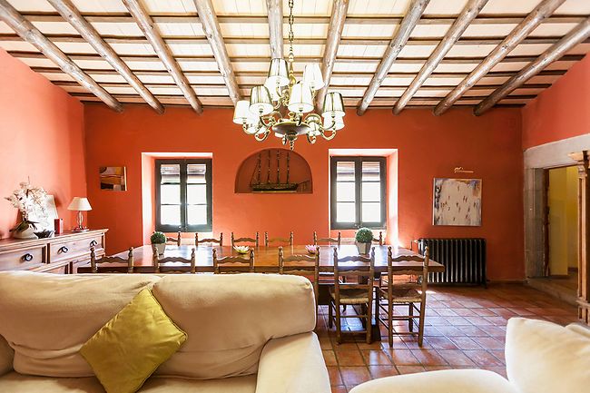 Casa rural con piscina en venta en el Empordà